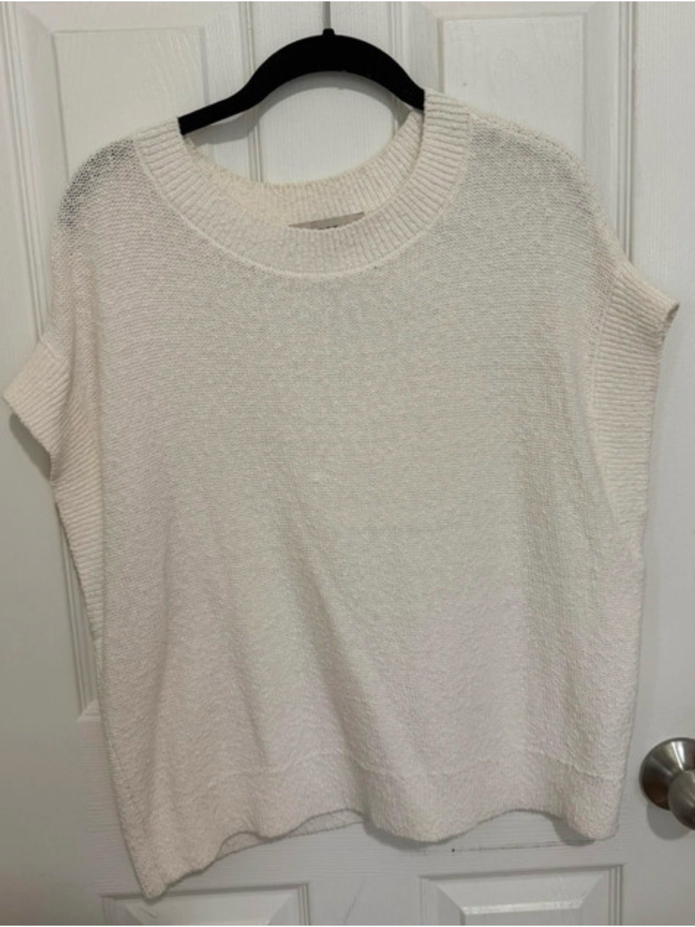LOFT Cream Knit Cap-Sleeve Pullover Tank